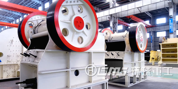 顎式建筑垃圾破碎機的四大結構