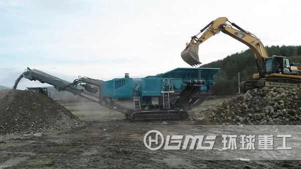 移動式建筑垃圾破碎機破碎建筑垃圾