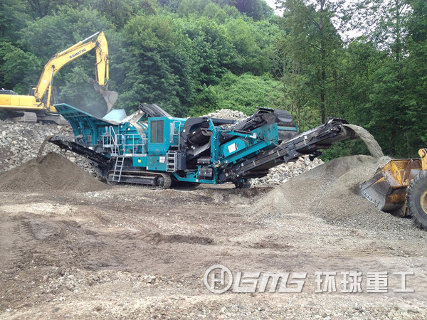 山西臨汾建筑垃圾資源化再生利用工程履帶式移動破碎站